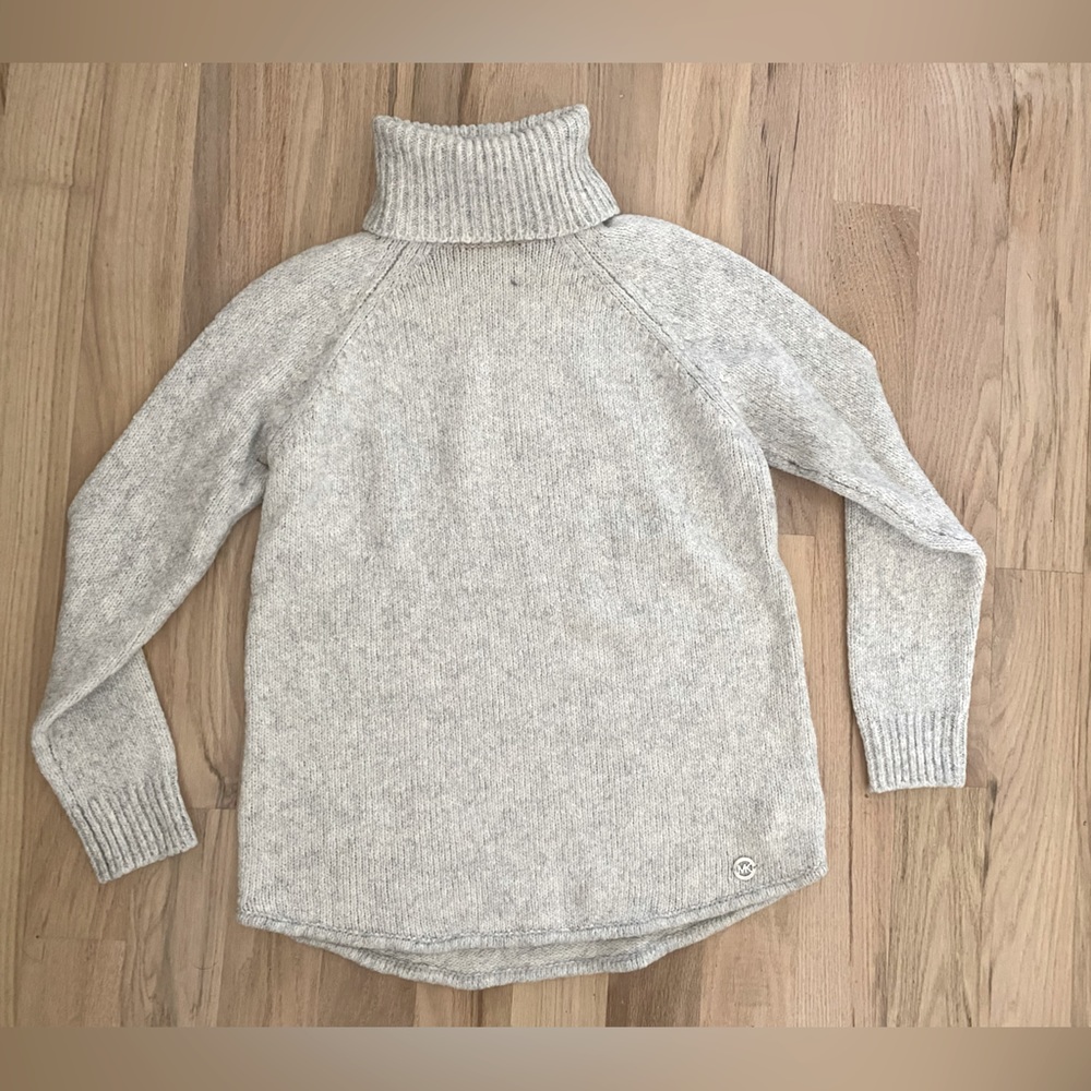 Michael Kors Women’s Relaxed Heather Grey Turtleneck Sweater